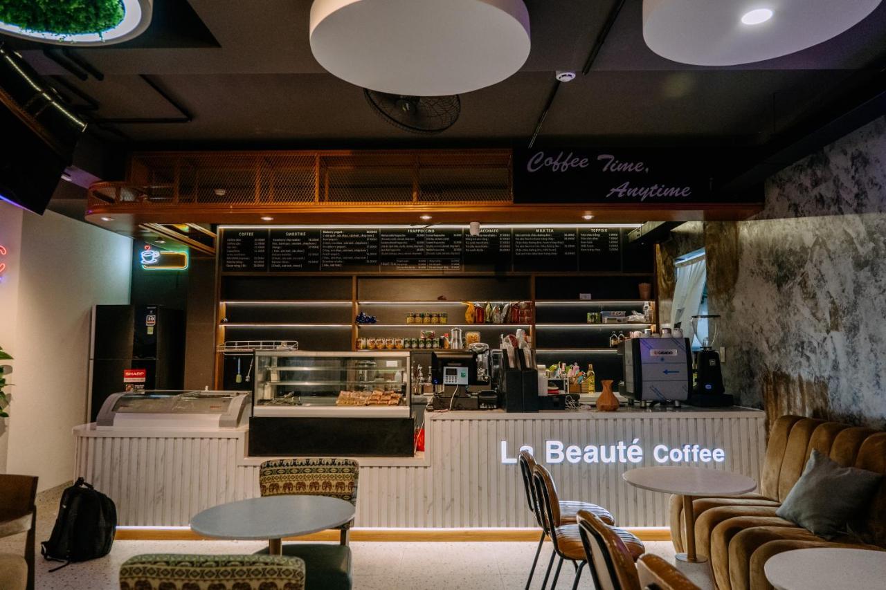 La Beaute Hotel 퀴논 외부 사진